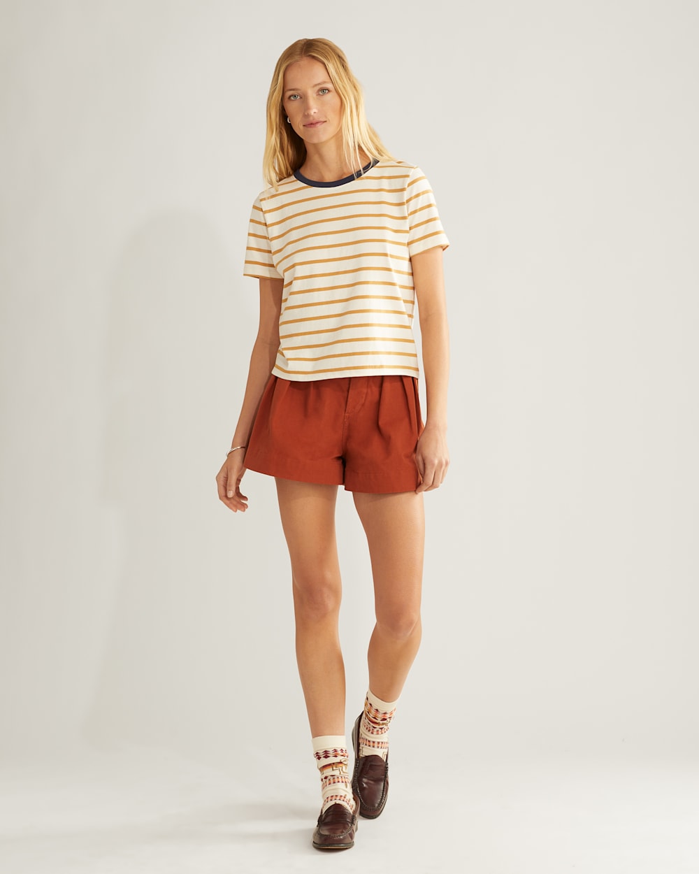 ALTERNATE VIEW OF WOMEN'S SANDY DESCHUTES STRIPE TEE IN ANTIQUE WHITE/HONEY MUSTARD image number 4