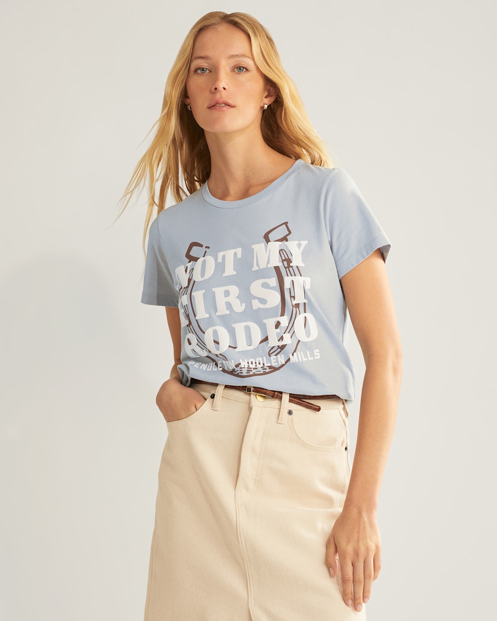 ALTERNATE VIEW OF WOMEN'S RODEO GRAPHIC TEE IN BLUE FOG image number 4