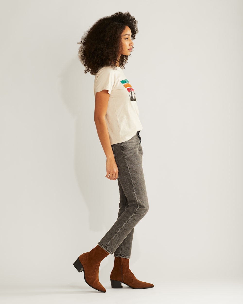 ALTERNATE VIEW OF WOMEN'S LANDSCAPE GRAPHIC TEE IN BONE image number 2