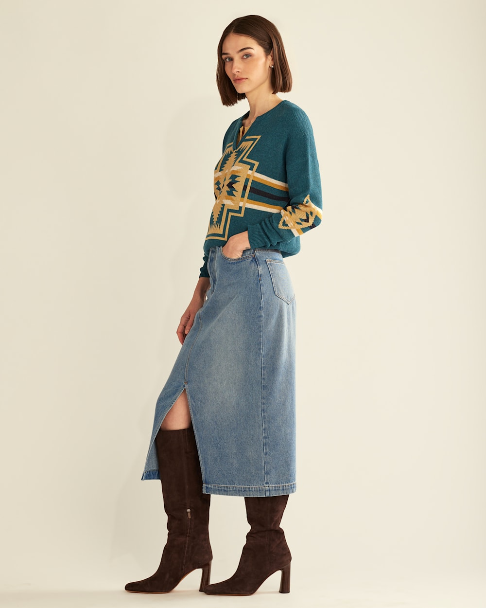 ALTERNATE VIEW OF WOMEN'S GRAPHIC COTTON PULLOVER IN DEEP TEAL MULTI HARDING image number 2