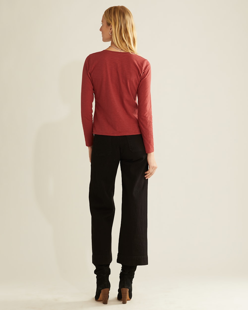 ALTERNATE VIEW OF WOMEN'S LONG-SLEEVE COTTON SLUB TEE IN ROSEWOOD image number 3