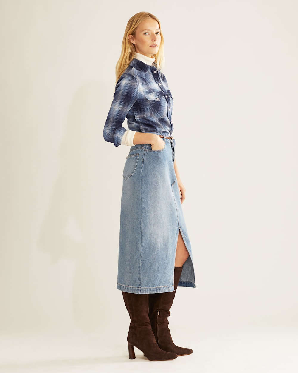 ALTERNATE VIEW OF WOMEN'S SNAP-FRONT CANYON SHIRT IN BLUE MIX OMBRE image number 2