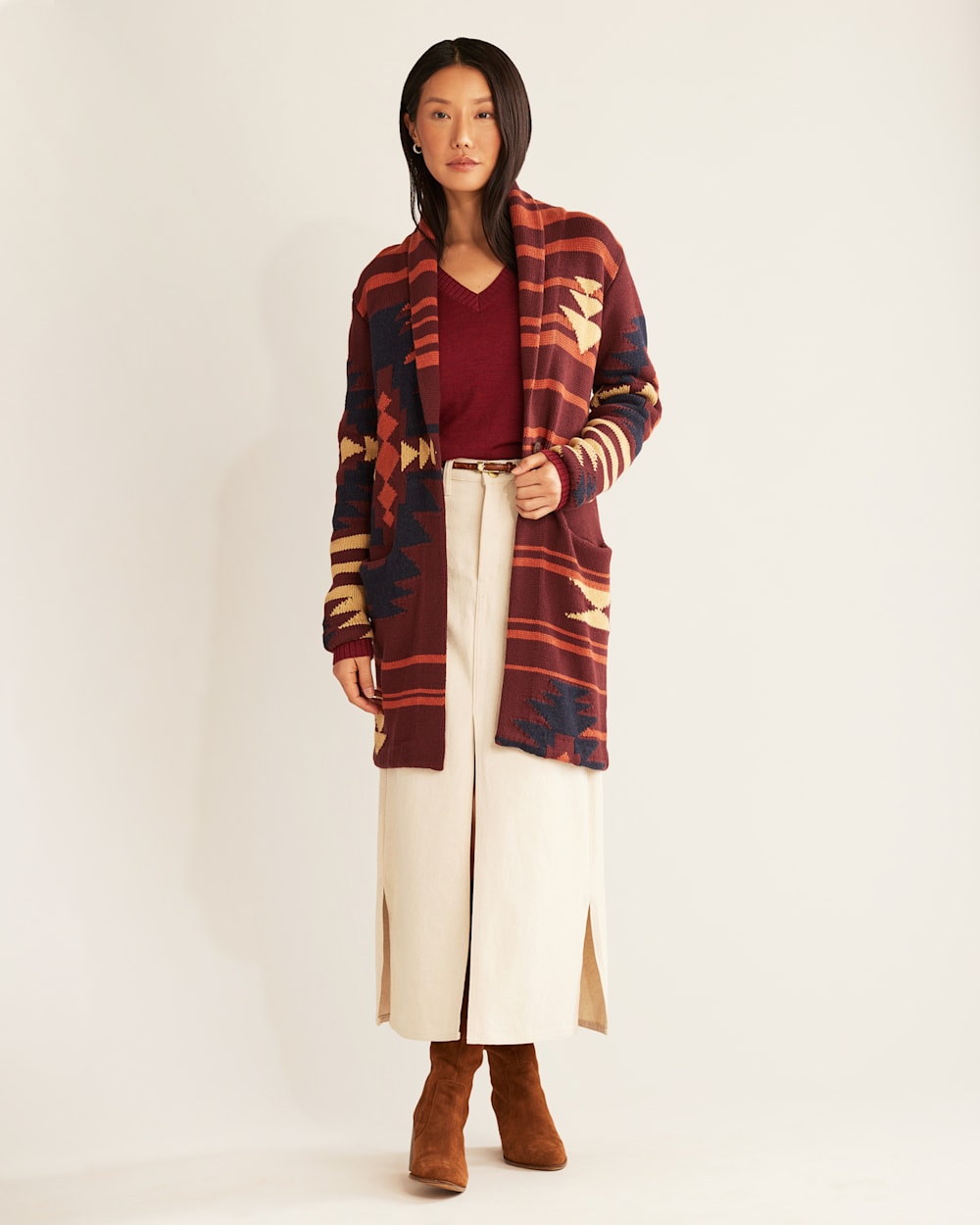 WOMEN'S GRAPHIC SWEATER COAT IN MAROON MULTI image number 1