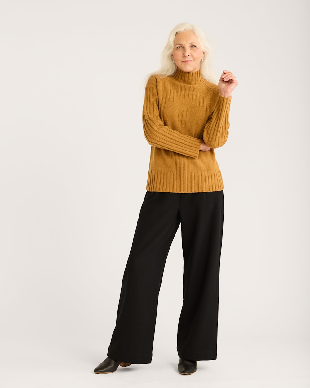 Pendleton Women s Oversized Mockneck Pullover Brown Sugar M