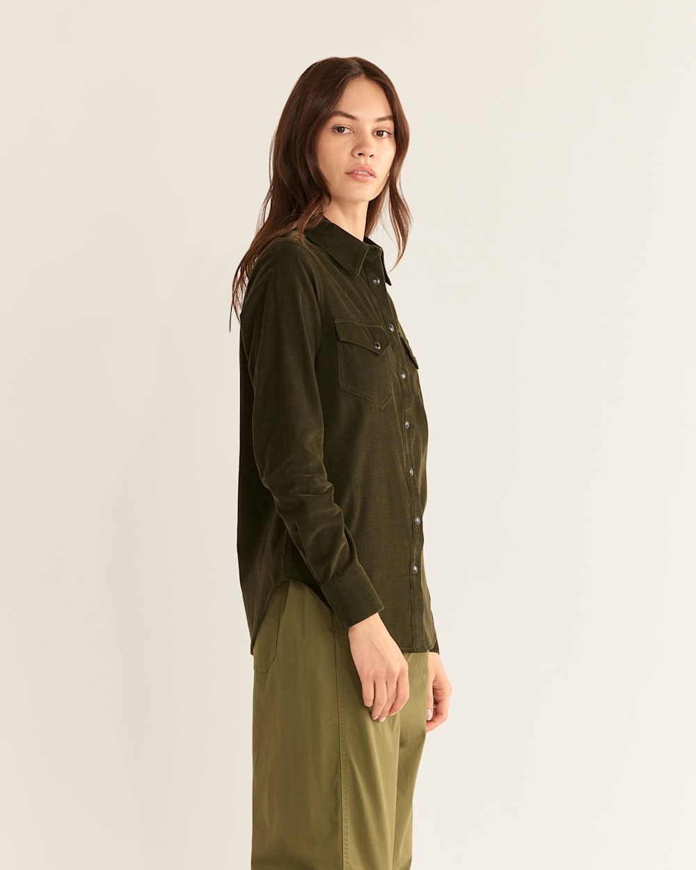 ALTERNATE VIEW OF WOMEN'S CORDUROY GAMBLER SHIRT IN ROSIN GREEN image number 2