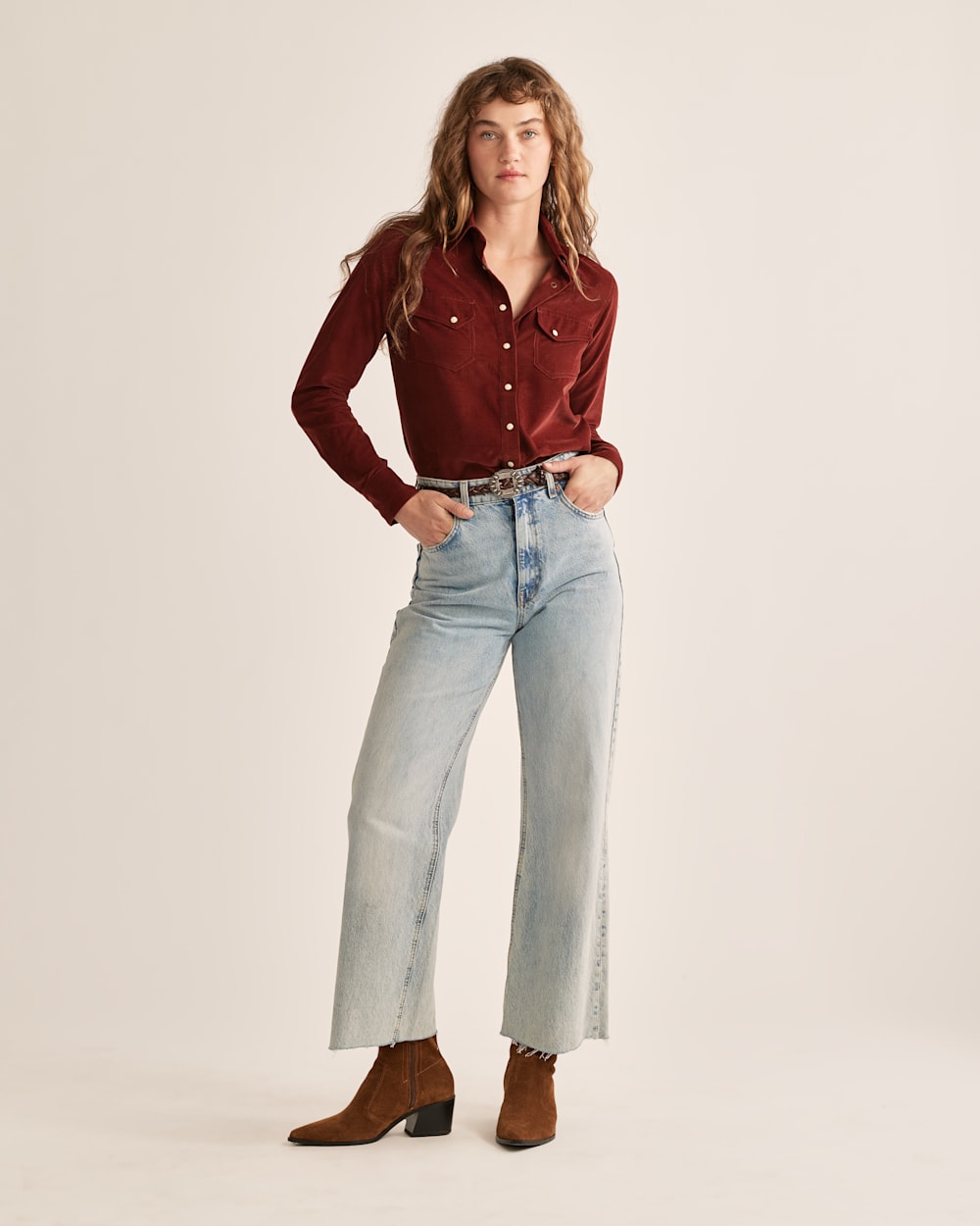 WOMEN'S CORDUROY GAMBLER SHIRT IN FIRED BRICK image number 1