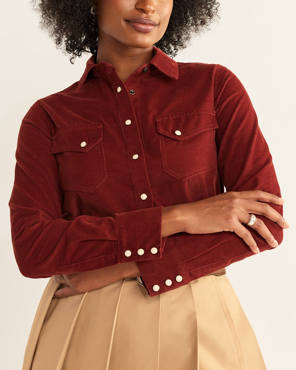 ALTERNATE VIEW OF WOMEN'S CORDUROY GAMBLER SHIRT IN FIRED BRICK image number 5