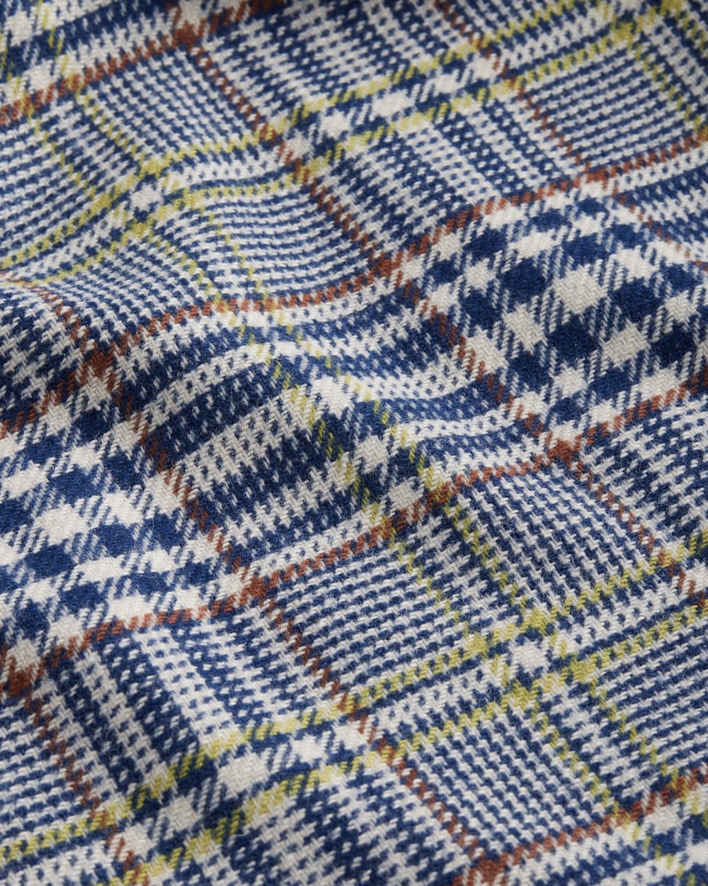 ALTERNATE VIEW OF WOMEN'S WEST END WOOL SHIRT JACKET IN NAVY GLEN PLAID image number 3