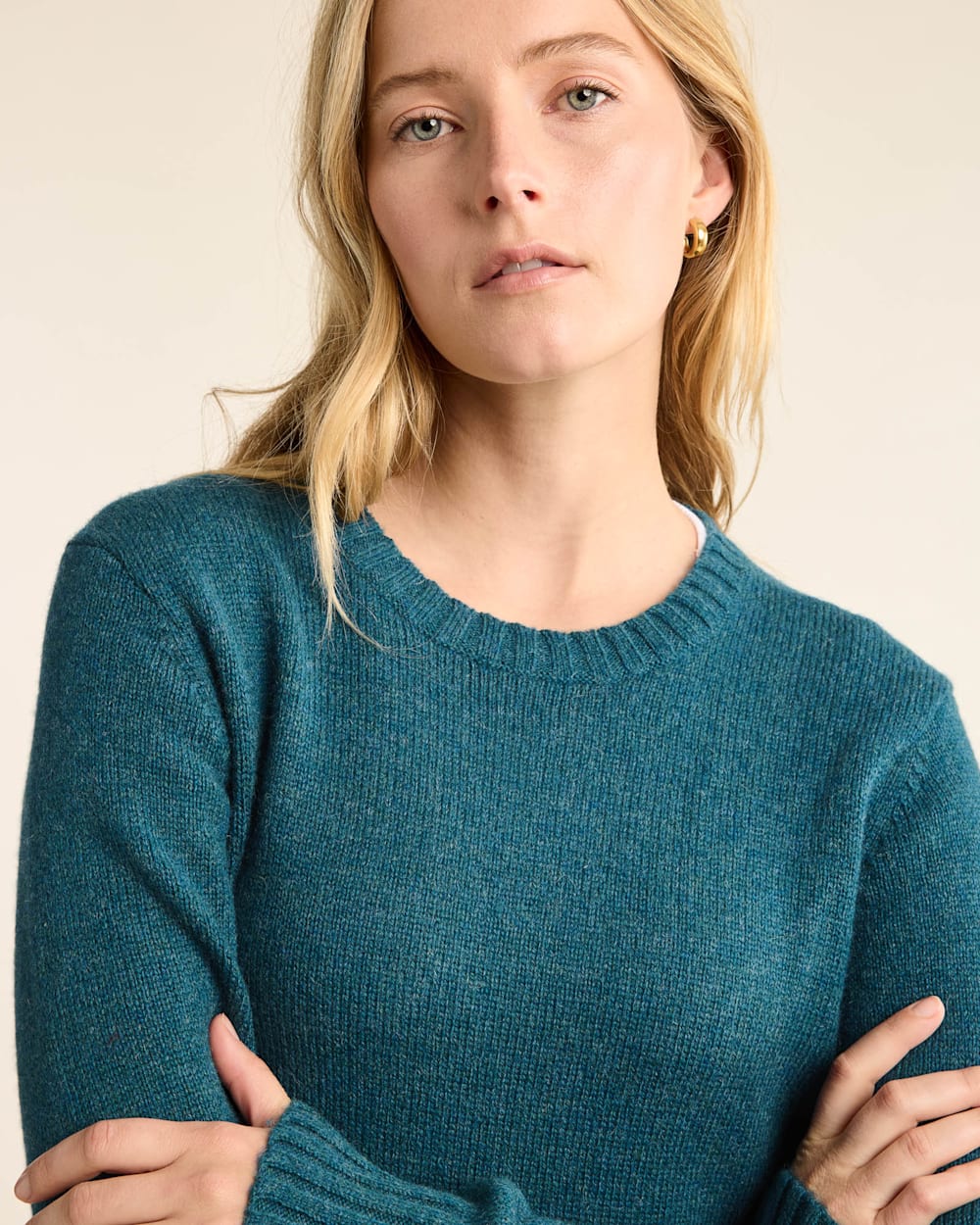 ALTERNATE VIEW OF WOMEN'S SHETLAND COLLECTION SWEATER IN DEEP TEAL HEATHER image number 4