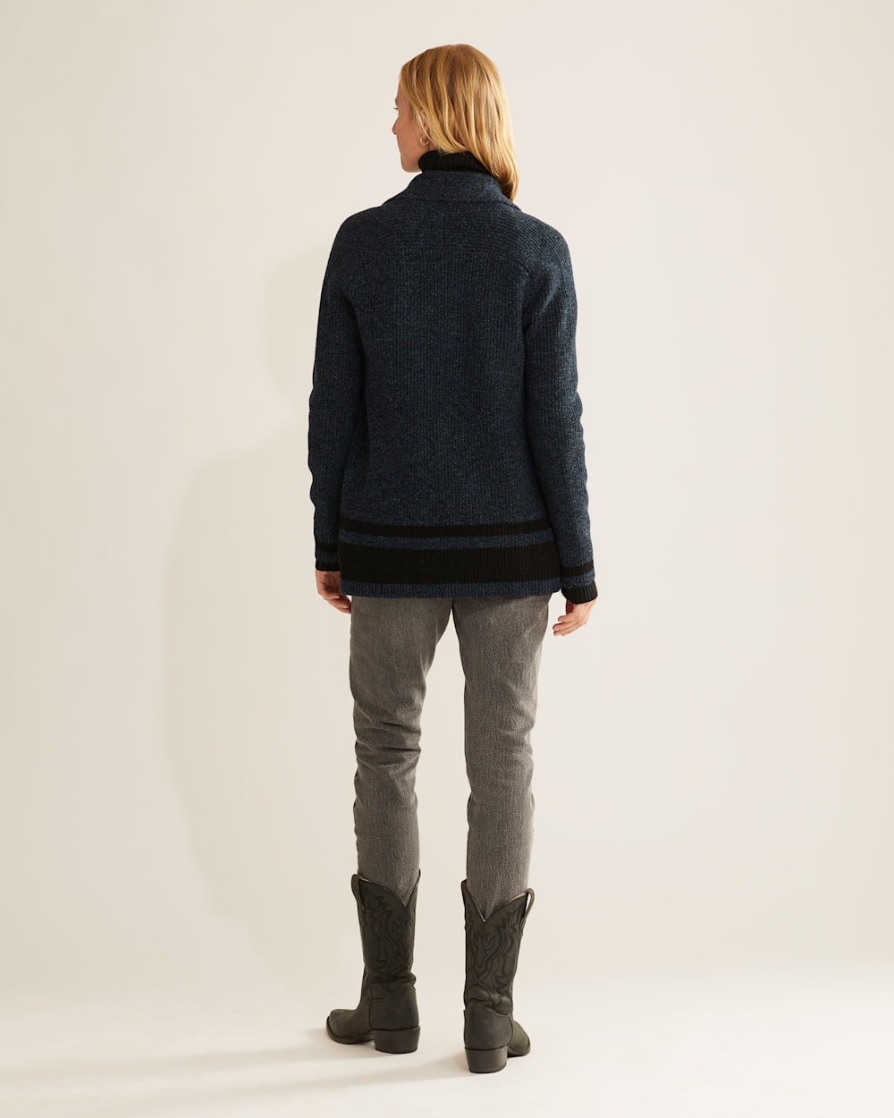 ALTERNATE VIEW OF WOMEN'S STRIPED SHAWL-COLLAR SHETLAND CARDIGAN IN INDIGO HEATHER/BLACK image number 3