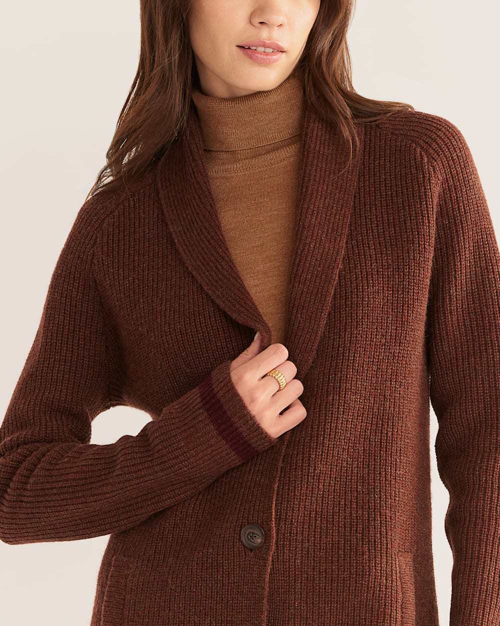 ALTERNATE VIEW OF WOMEN'S STRIPED SHAWL-COLLAR SHETLAND CARDIGAN IN BROWN HEATHER/MAROON image number 3