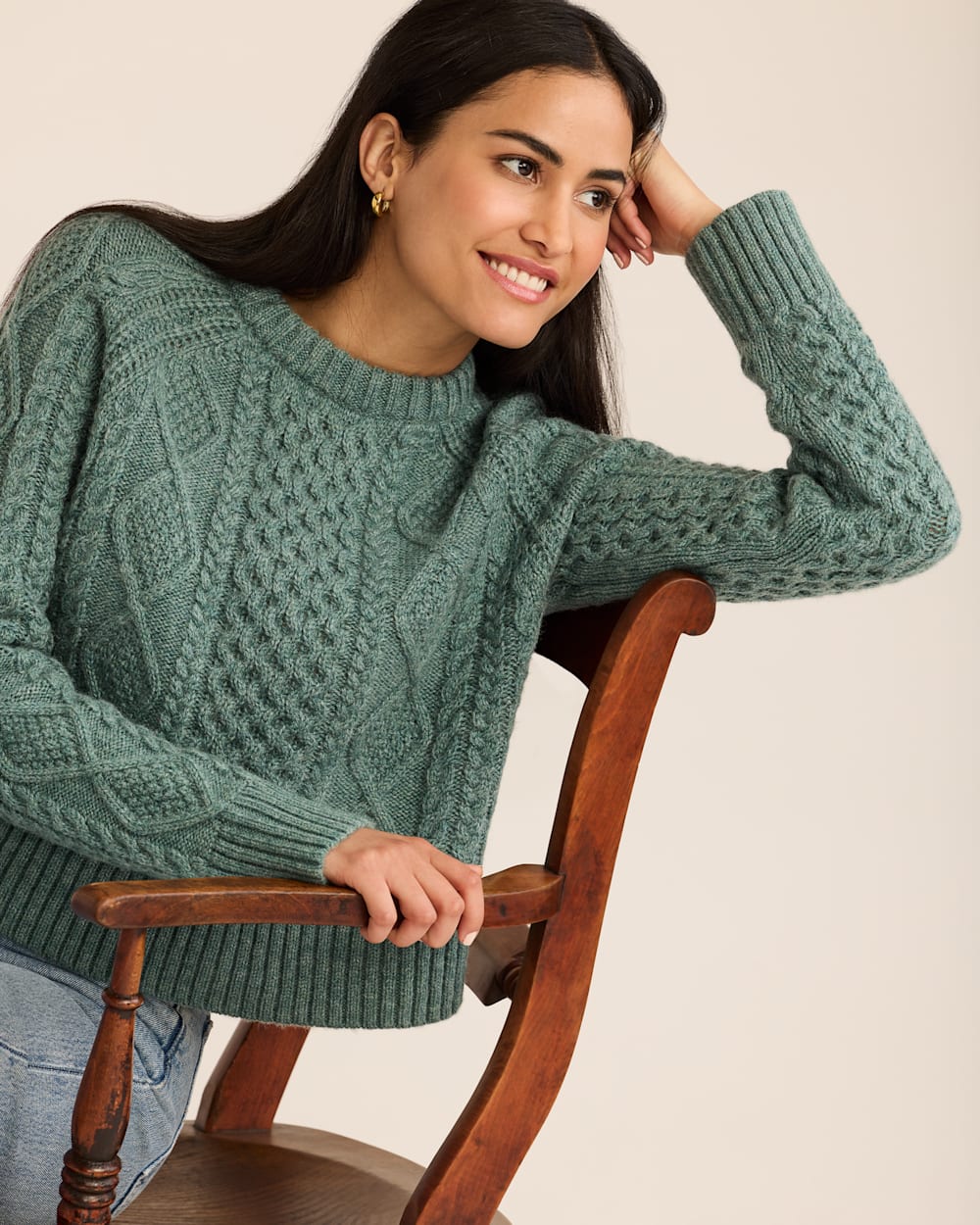 ALTERNATE VIEW OF WOMEN�S SHETLAND COLLECTION FISHERMAN SWEATER IN DUSTY TEAL HEATHER image number 5