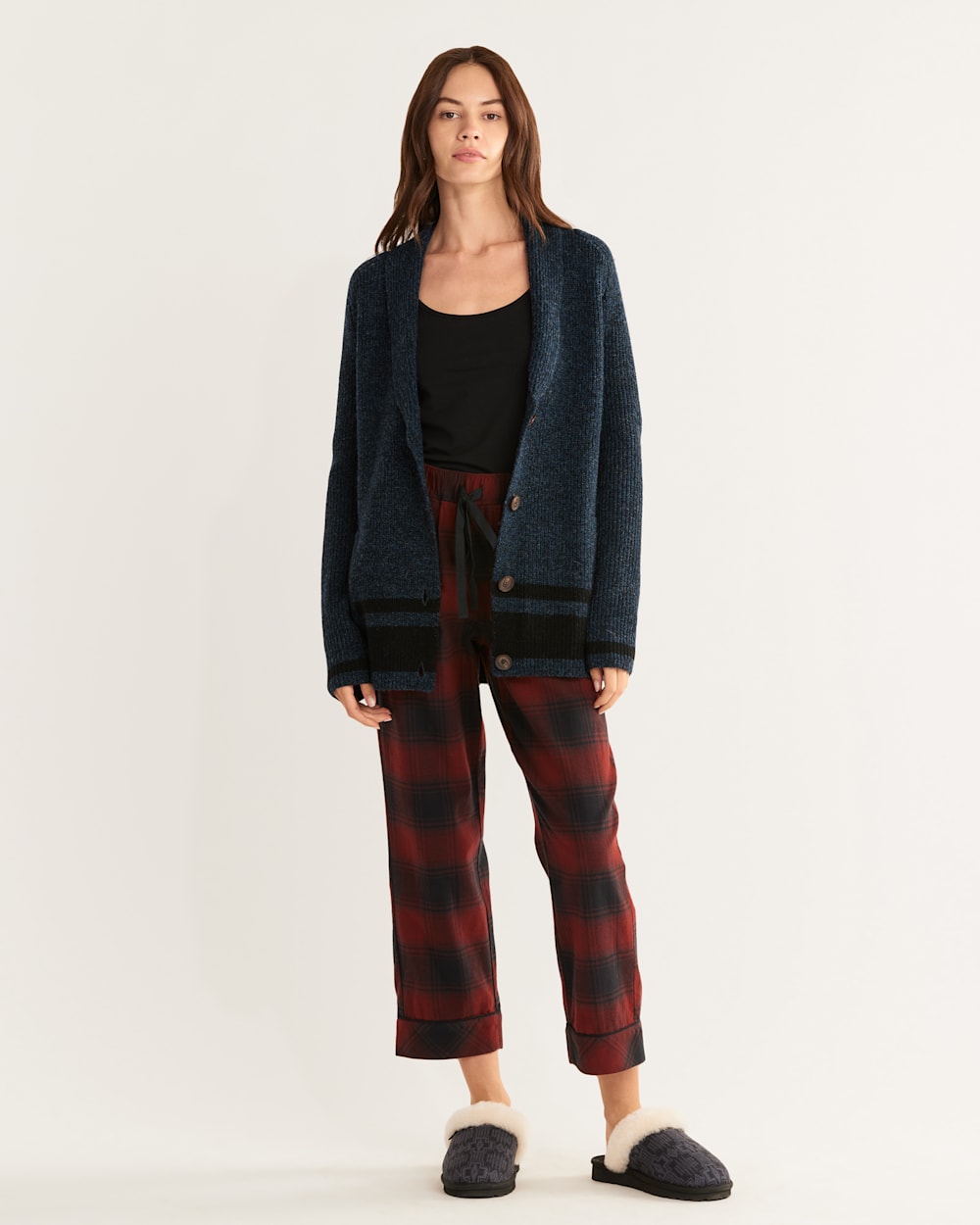 WOMEN'S PAJAMA PANTS IN RED/BLACK OMBRE image number 1