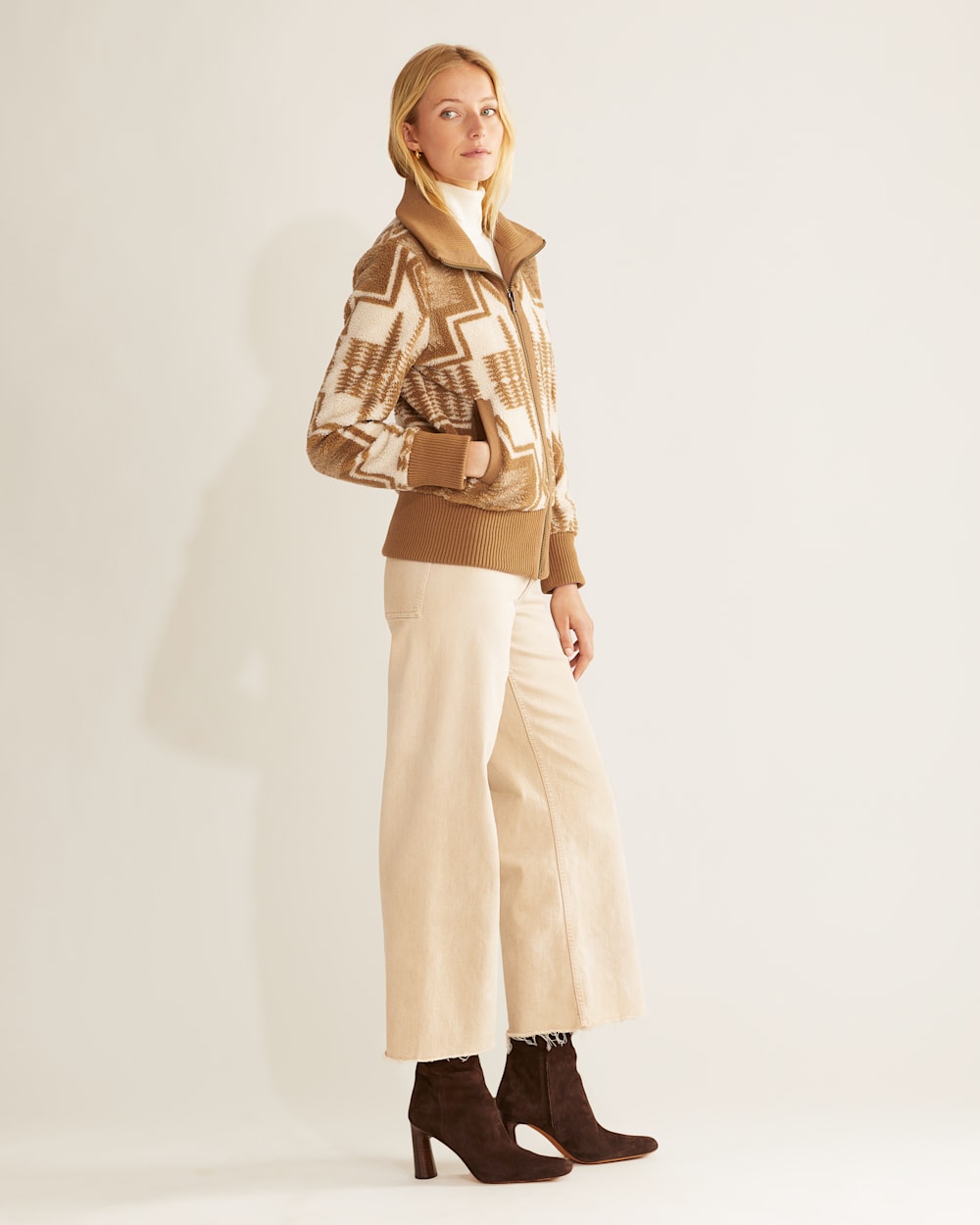 ALTERNATE VIEW OF WOMEN'S FOXGLOVE FLEECE BOMBER JACKET IN IVORY/SADDLE HARDING image number 5