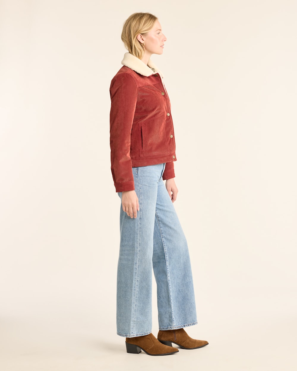 Shop Women s Wind River Corduroy Trucker Jacket Pendleton