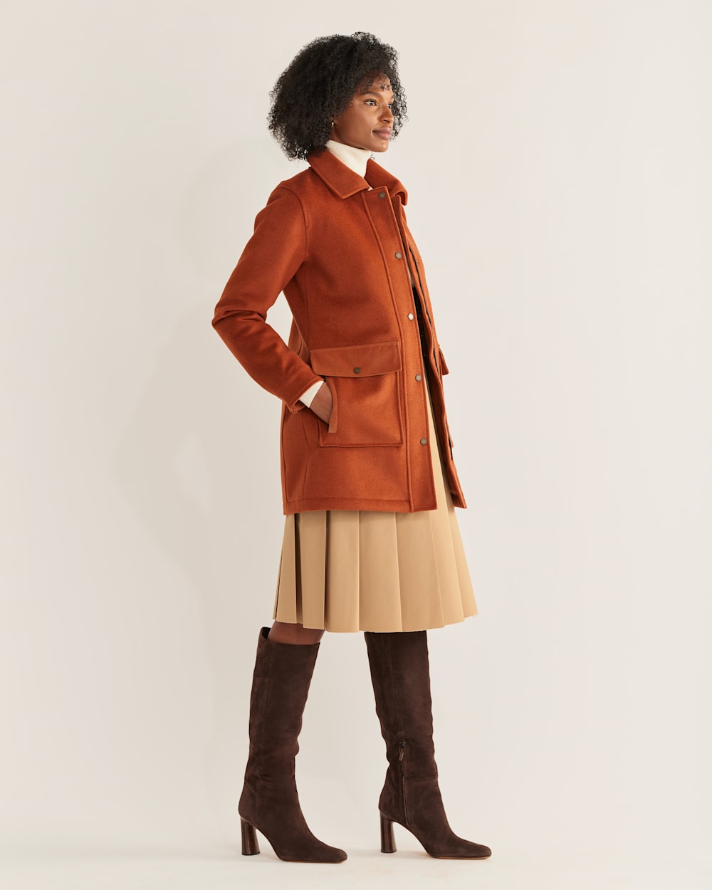 ALTERNATE VIEW OF WOMEN'S MAPLE CREEK FIELD COAT IN COPPER image number 3