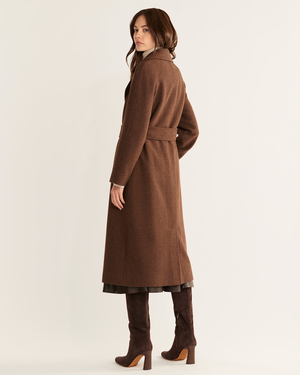 ALTERNATE VIEW OF WOMEN'S UPTOWN LONG WOOL COAT IN BROWN/CHARCOAL HERRINGBONE image number 4