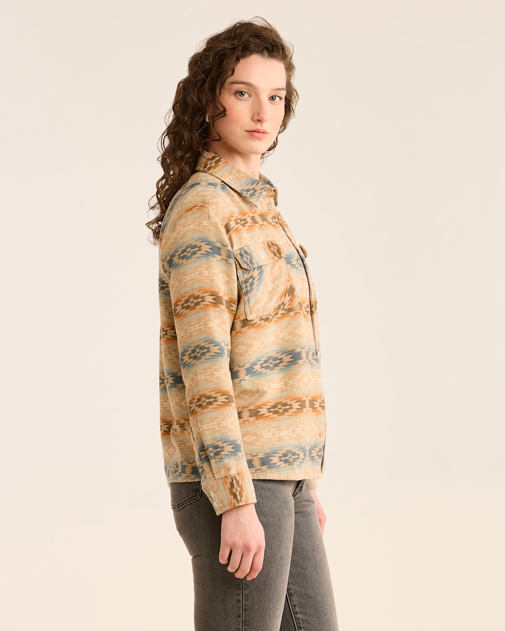 ALTERNATE VIEW OF WOMEN'S COASTLINE OVERSHIRT IN TAN MULTI MESILLA image number 2