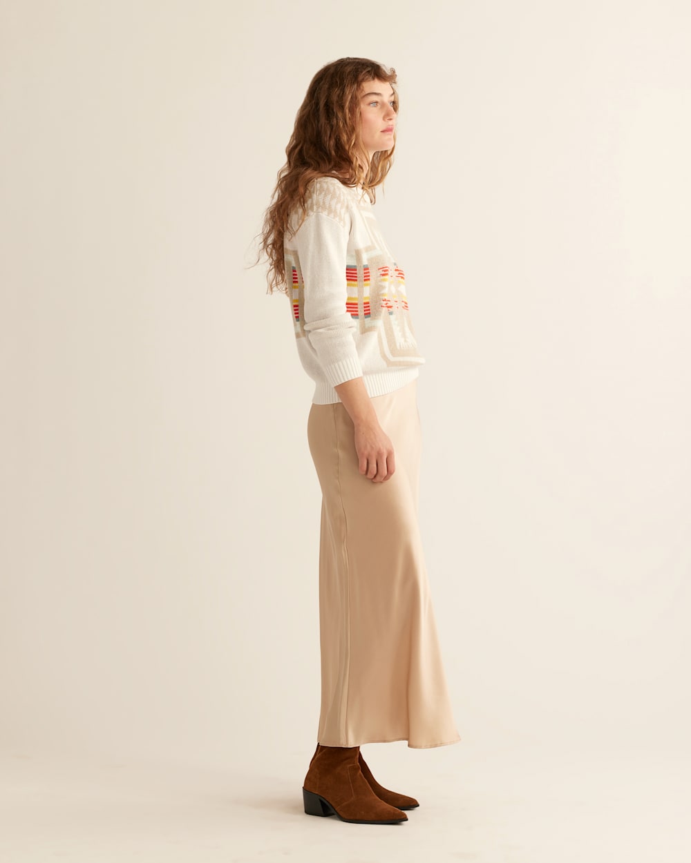 ALTERNATE VIEW OF WOMEN'S MONTERA COTTON PULLOVER IN WHITE MULTI HARDING image number 2
