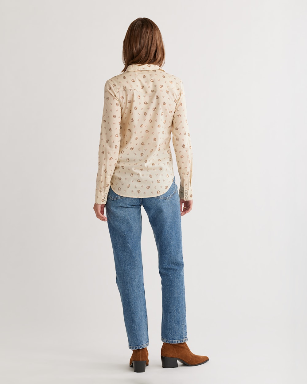 ALTERNATE VIEW OF WOMEN'S PRINTED GAMBLER SHIRT IN SANDSHELL/BRONZE MULTI image number 3