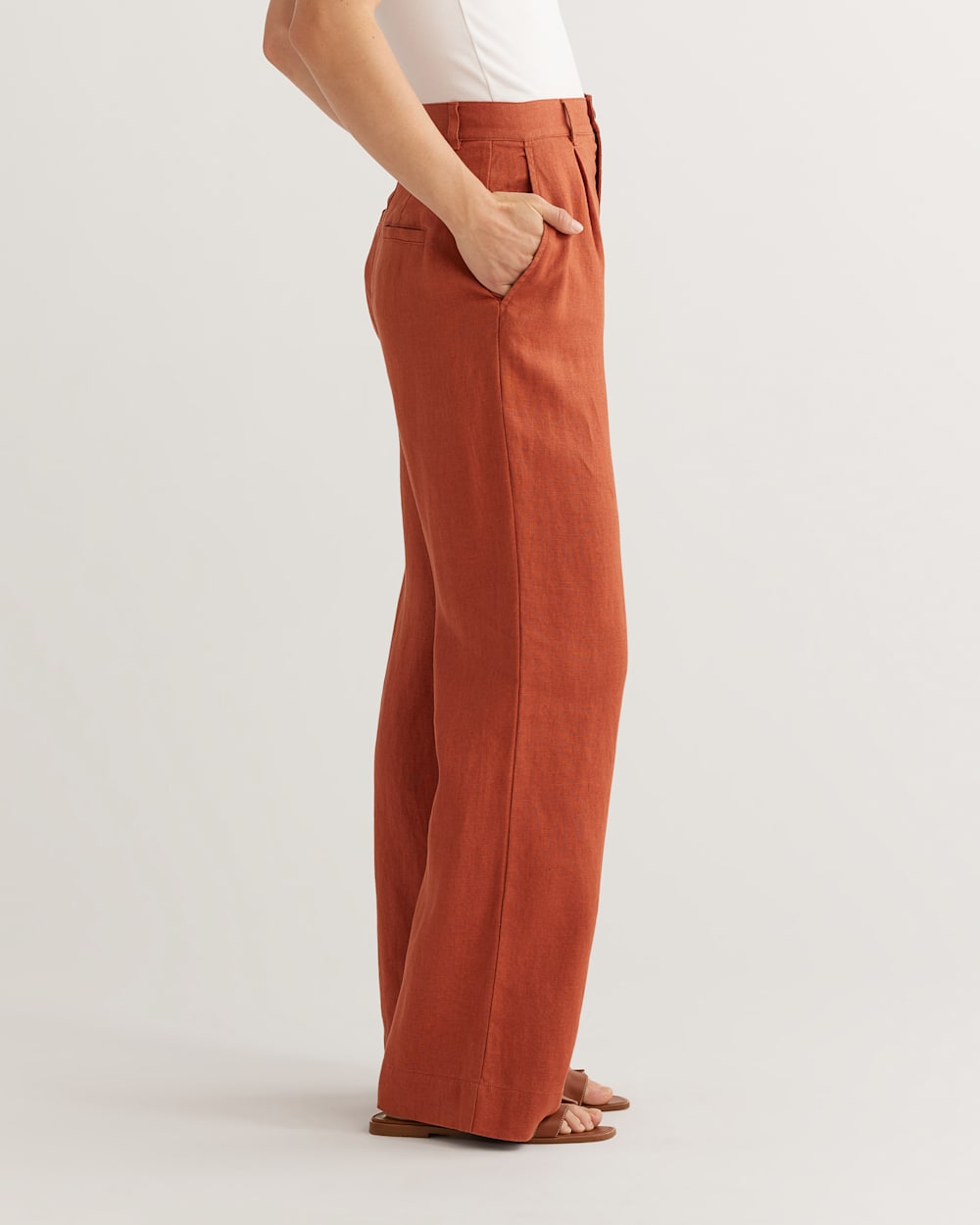 ALTERNATE VIEW OF WOMEN'S BIRCH BAY LINEN TROUSER PANTS IN REDWOOD image number 2