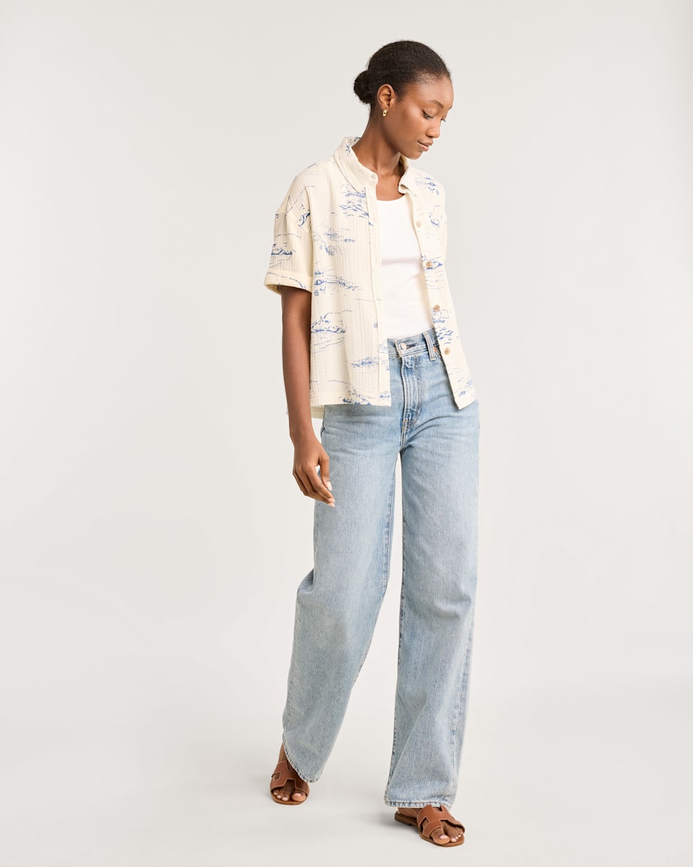 ALTERNATE VIEW OF WOMEN'S BUTTON-UP COTTON GAUZE SHIRT IN IVORY BEACH MULTI image number 6