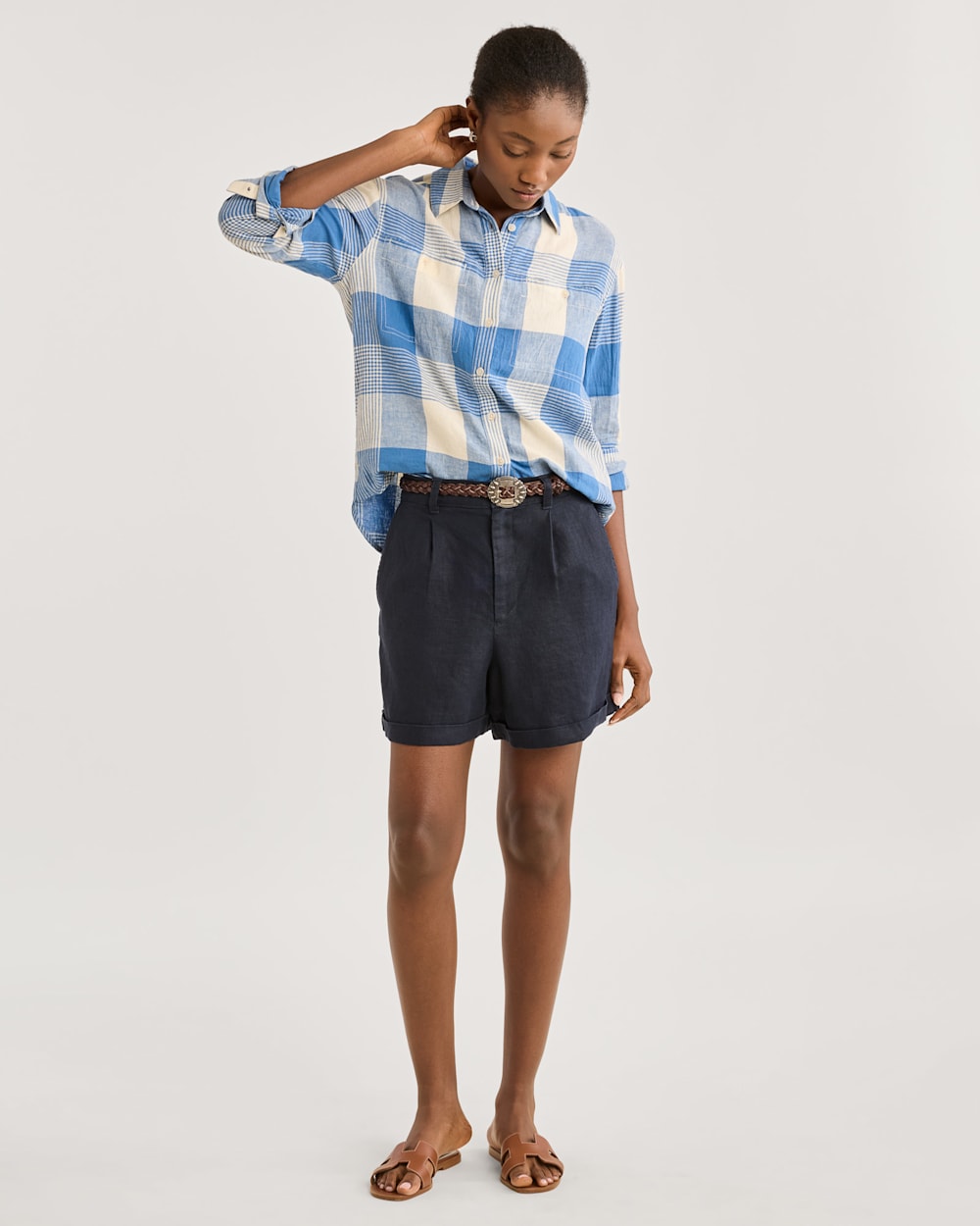 WOMEN'S BIRCH BAY LINEN SHORTS IN NAVY image number 1