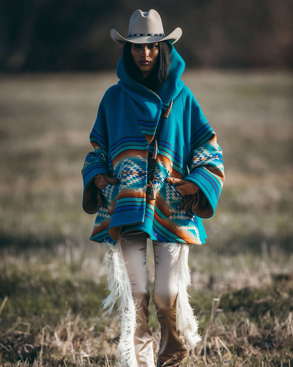 Shop Lindsey Thornburg X Pendleton Blanket Cloak - Pagosa