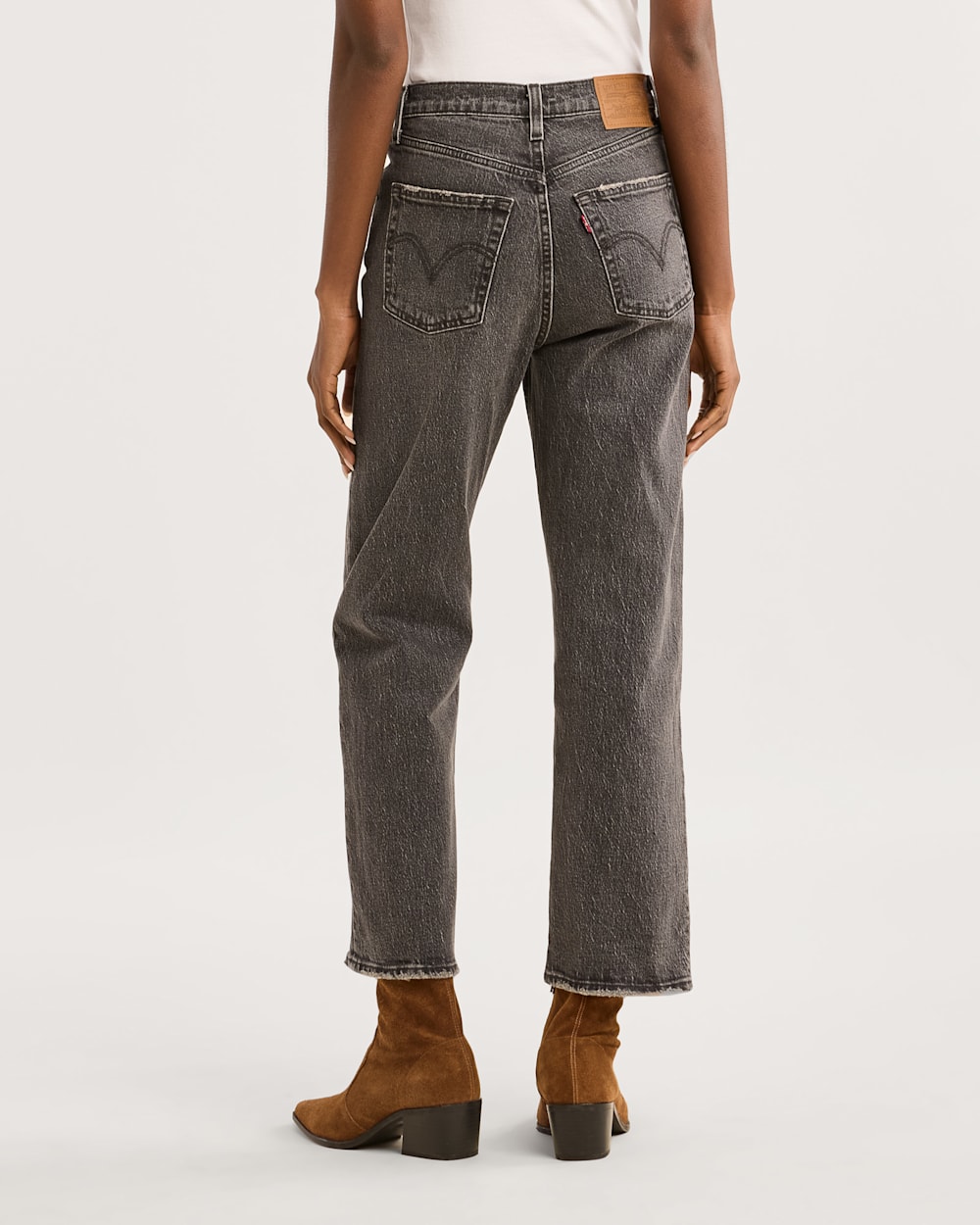 ALTERNATE VIEW OF WOMEN'S LEVI'S RIBCAGE STRAIGHT ANKLE JEANS IN WELL WORN image number 3