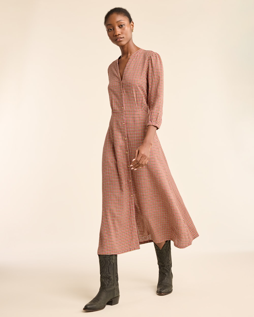 ALTERNATE VIEW OF WOMEN'S CHECKED BUTTON-FRONT LANA DRESS IN PINK FARMHOUSE image number 5