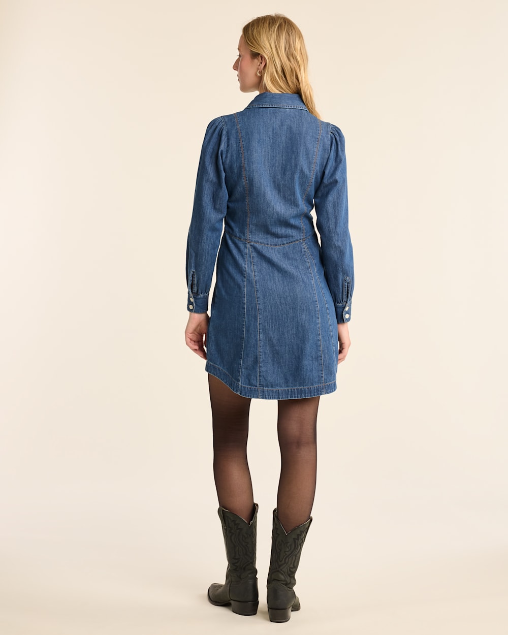 ALTERNATE VIEW OF WOMEN'S BUTTON-FRONT CHAMBRAY DRESS IN MEDIUM BLUE image number 3