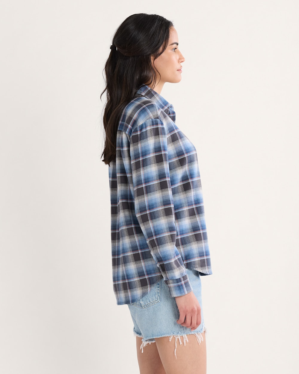 ALTERNATE VIEW OF WOMEN'S PLAID BOYFRIEND DOUBLEBRUSHED FLANNEL SHIRT IN BLUE MULTI PLAID image number 3