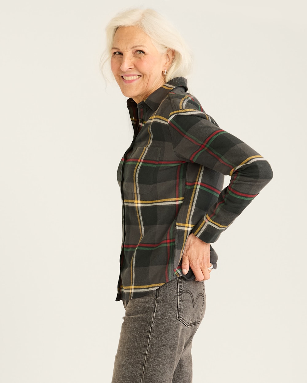 ALTERNATE VIEW OF WOMEN'S PLAID BOYFRIEND DOUBLEBRUSHED FLANNEL SHIRT IN BLACK MULTI image number 2