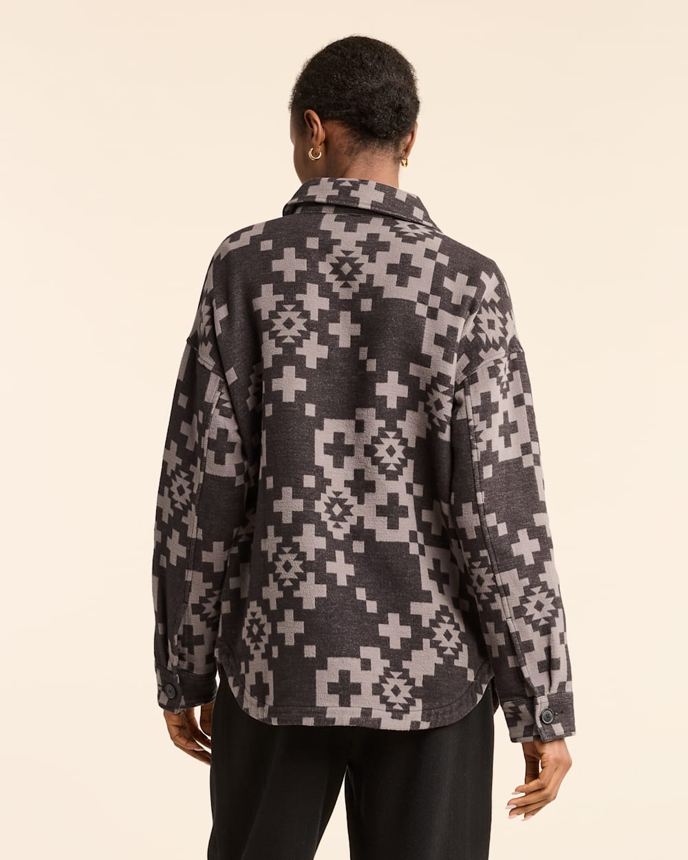 ALTERNATE VIEW OF WOMEN'S DOUBLESOFT SHIRT JACKET IN CHARCOAL TOSSED CROSS image number 3