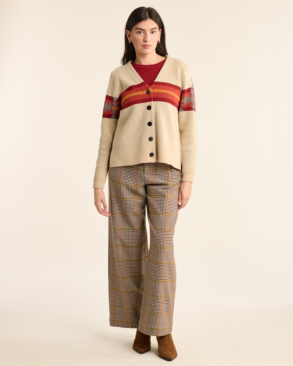 ALTERNATE VIEW OF WOMEN'S LAMBSWOOL GRAPHIC CARDIGAN IN VINTAGE TAN MULTI image number 6