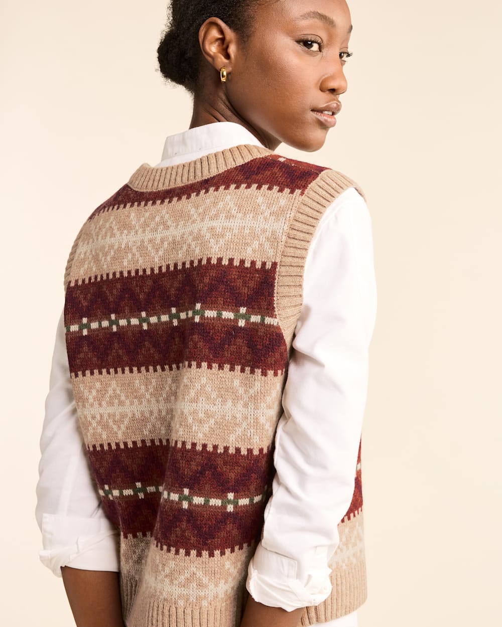 ALTERNATE VIEW OF WOMEN'S HARLOW LAMBSWOOL SWEATER VEST IN TAN HEATHER MULTI image number 4