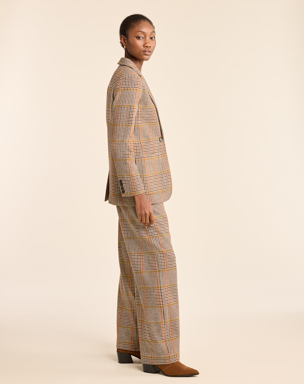 ALTERNATE VIEW OF WOMEN'S GLEN PLAID WOOL TROUSERS IN TAN/BROWN image number 6