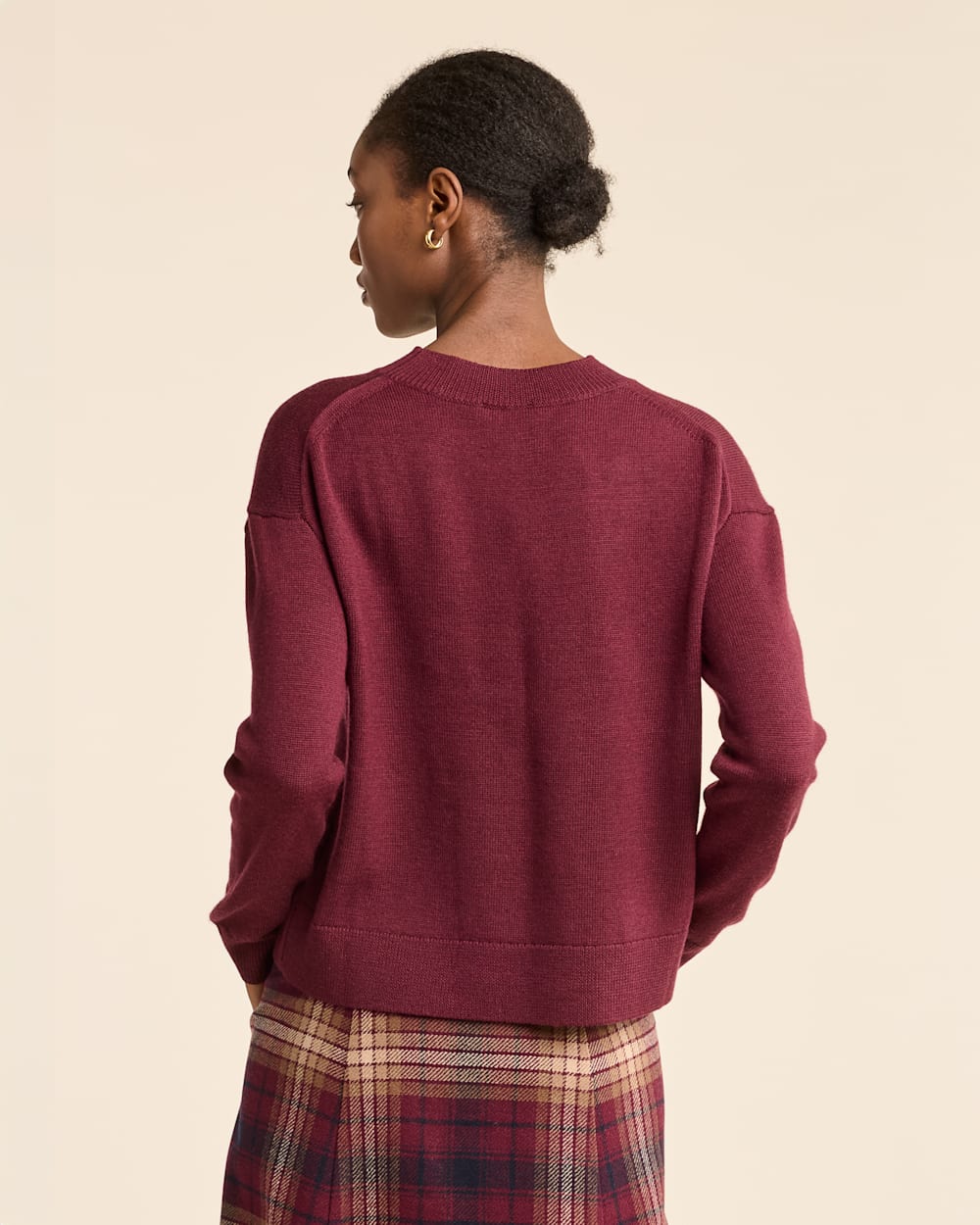 ALTERNATE VIEW OF WOMEN'S MERINO SWEATER IN MERLOT image number 3