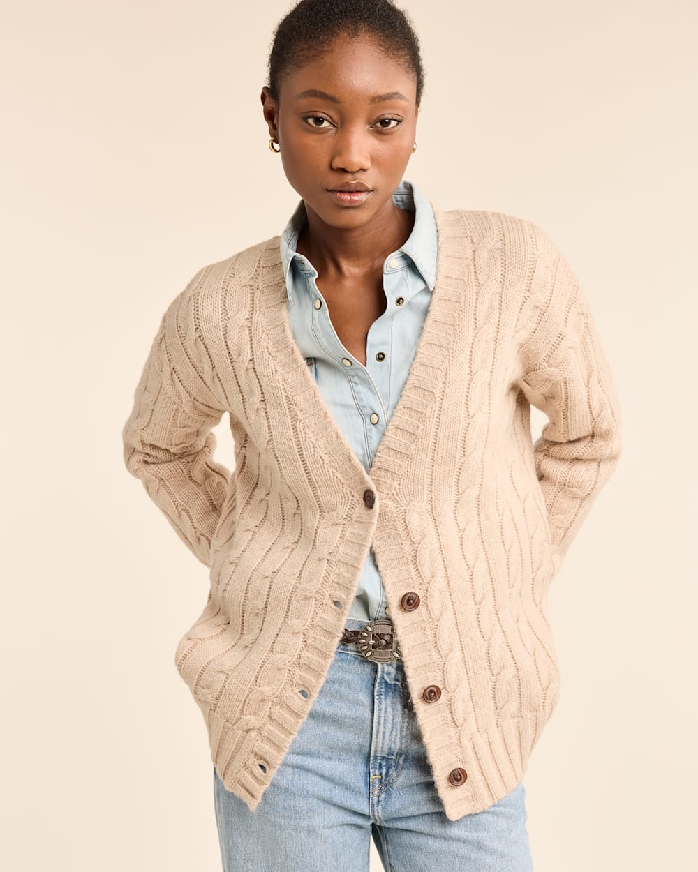 WOMEN'S SHETLAND COLLECTION FISHERMAN CARDIGAN IN SOFT TAUPE image number 1