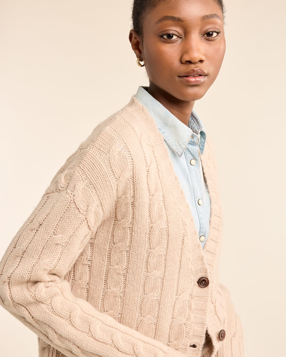 ALTERNATE VIEW OF WOMEN'S SHETLAND COLLECTION FISHERMAN CARDIGAN IN SOFT TAUPE image number 5