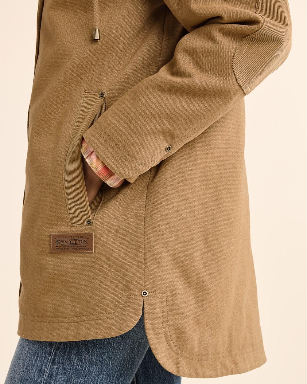 ALTERNATE VIEW OF WOMEN'S CEDAR CREEK CANVAS PARKA IN SADDLE image number 6