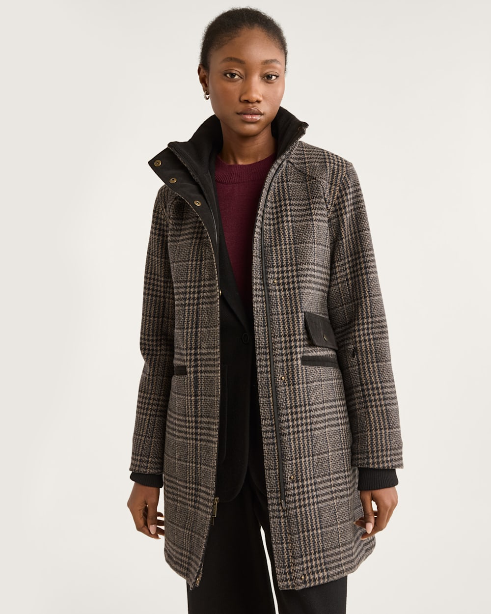 ALTERNATE VIEW OF WOMEN'S KINGSTON COMMUTER COAT IN NAVY/TAN GLEN PLAID image number 6