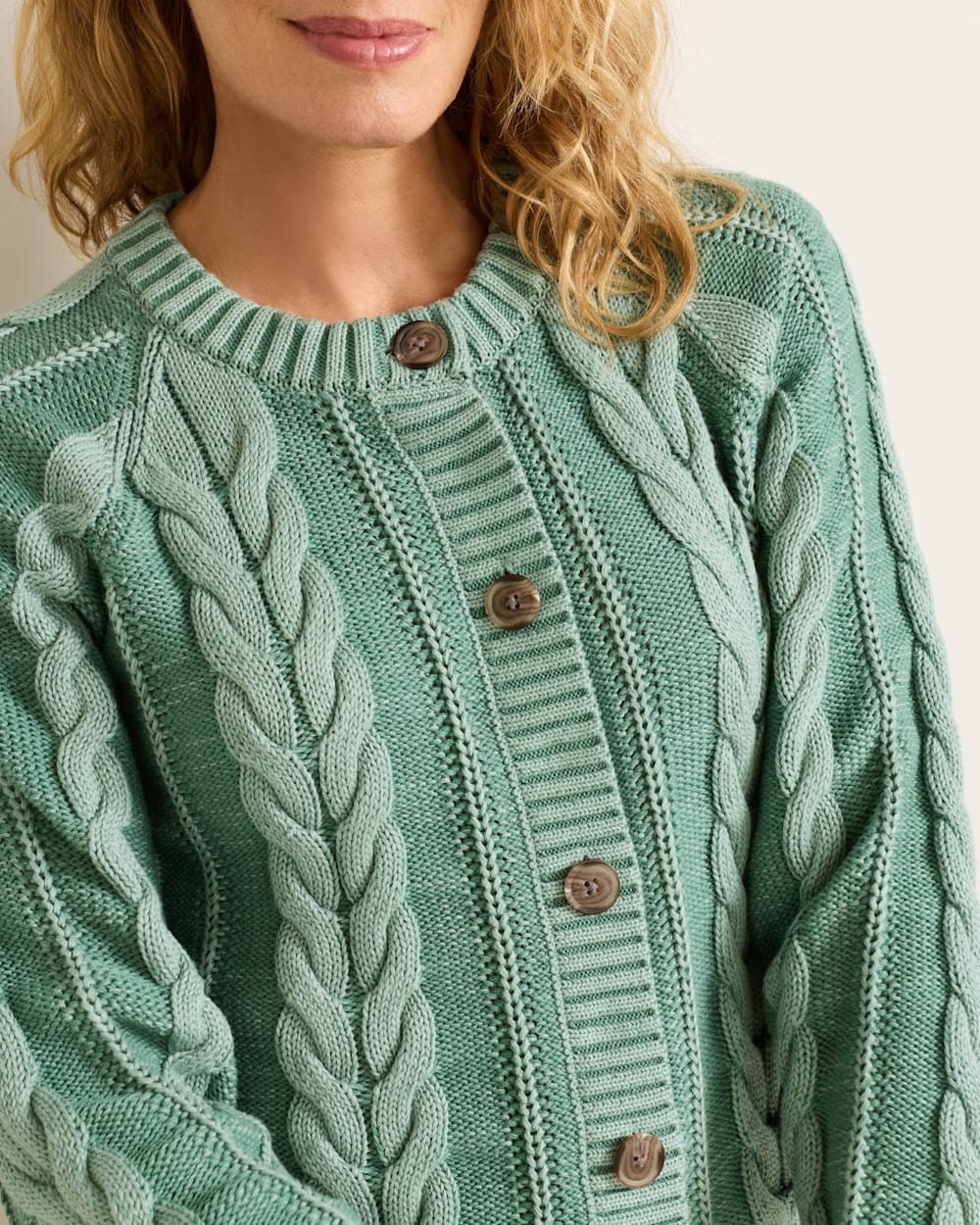ALTERNATE VIEW OF WOMEN'S COTTON CABLE CARDIGAN IN TEAL BLUE image number 4
