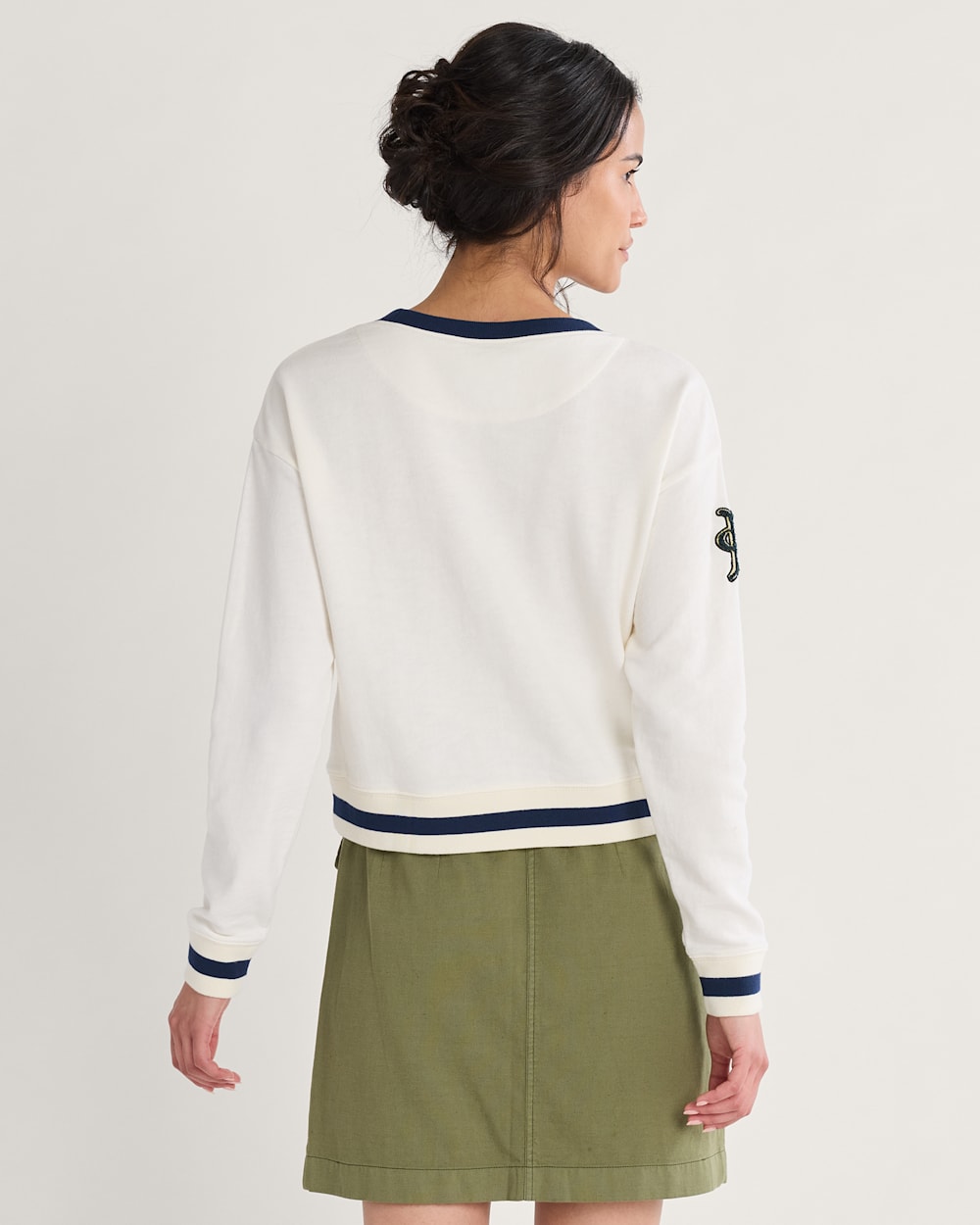 ALTERNATE VIEW OF WOMEN'S GRAPHIC FRENCH TERRY CREWNECK IN ANTIQUE WHITE image number 2