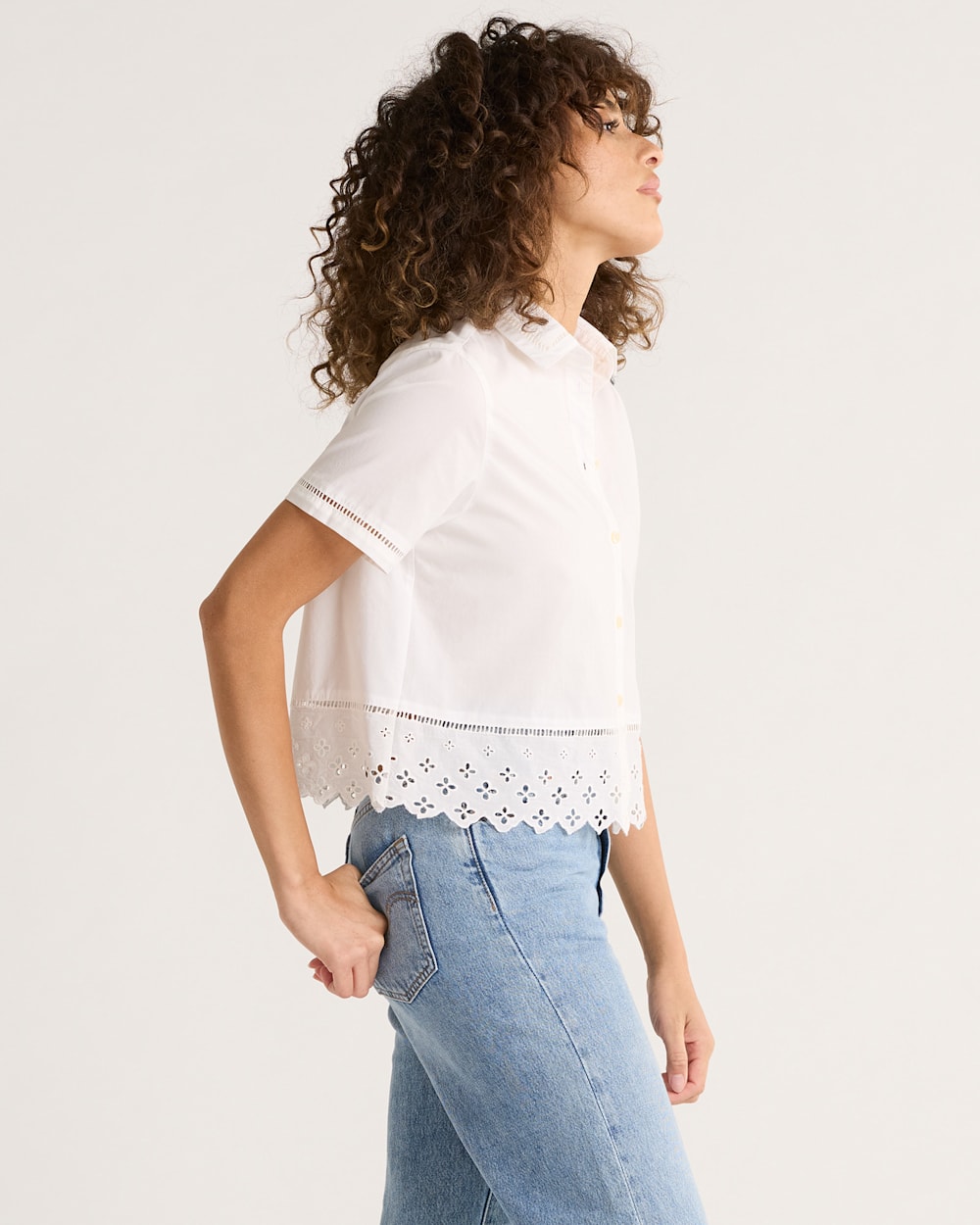 ALTERNATE VIEW OF WOMEN'S POPLIN EYELET SHIRT IN WHITE image number 3