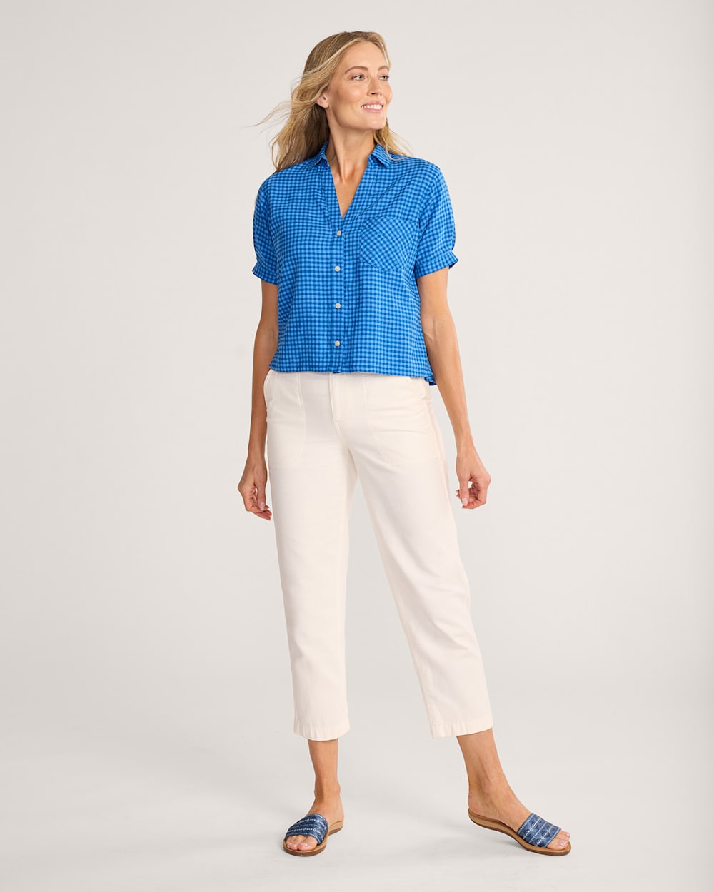 ALTERNATE VIEW OF WOMEN'S HARLOW LINEN SHIRT IN BLUE CHECK image number 4