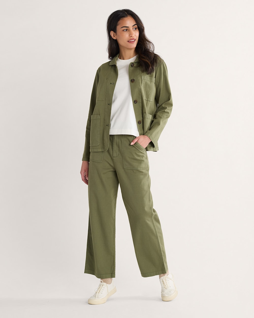 ALTERNATE VIEW OF WOMEN'S UTILITY COTTON/LINEN PANTS IN KHAKI GREEN image number 2