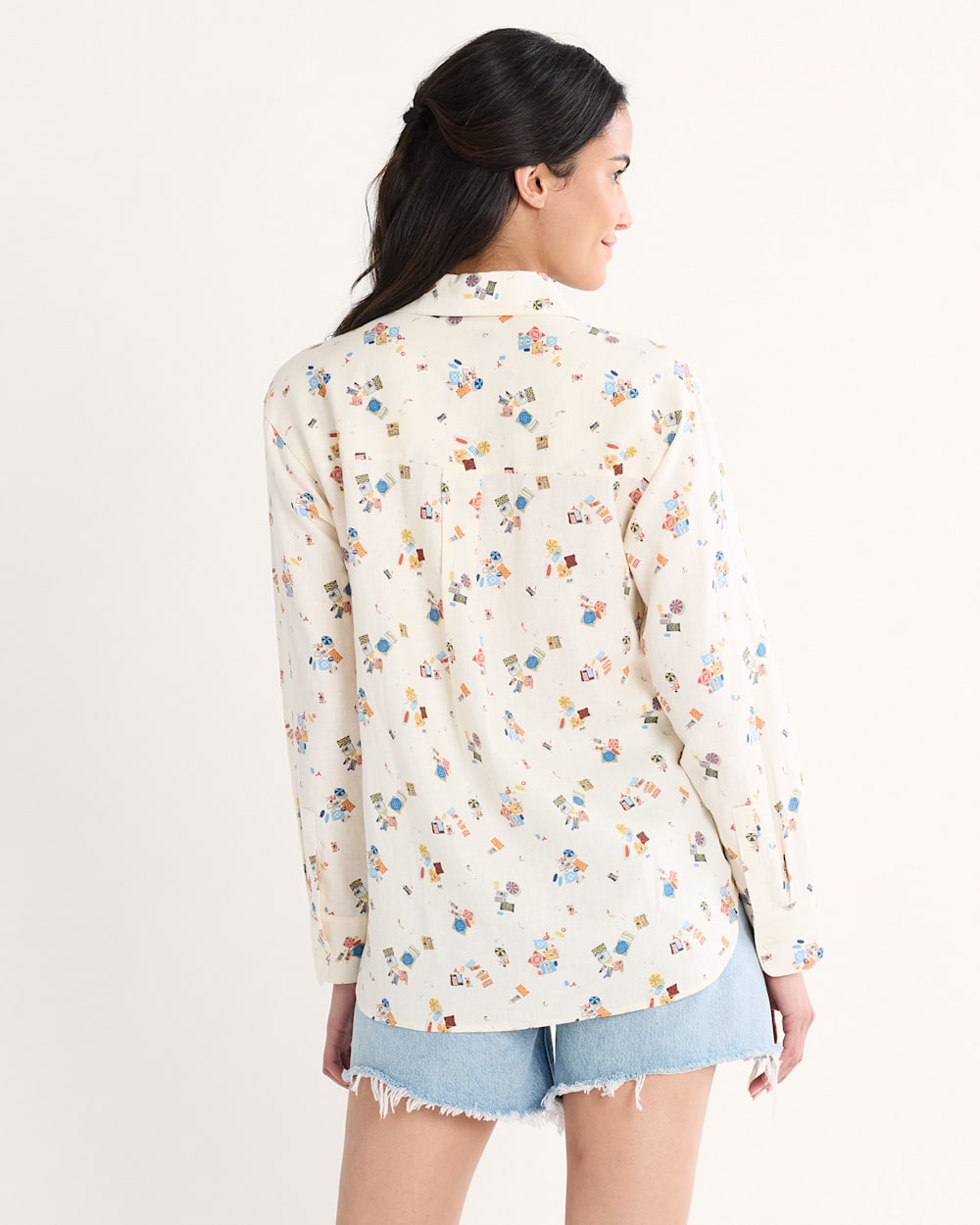 ALTERNATE VIEW OF WOMEN'S COASTAL LINEN SHIRT IN ANTIQUE WHITE BEACH PRINT image number 2