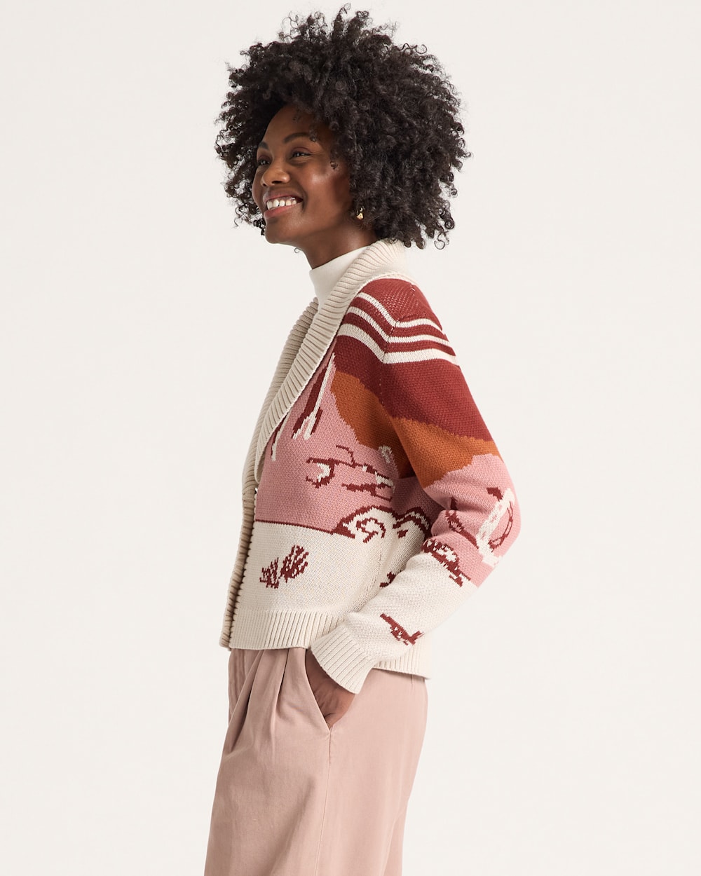 ALTERNATE VIEW OF WOMEN'S WESTERN SCENIC COTTON CARDIGAN IN BRICK/ROSE MULTI image number 3