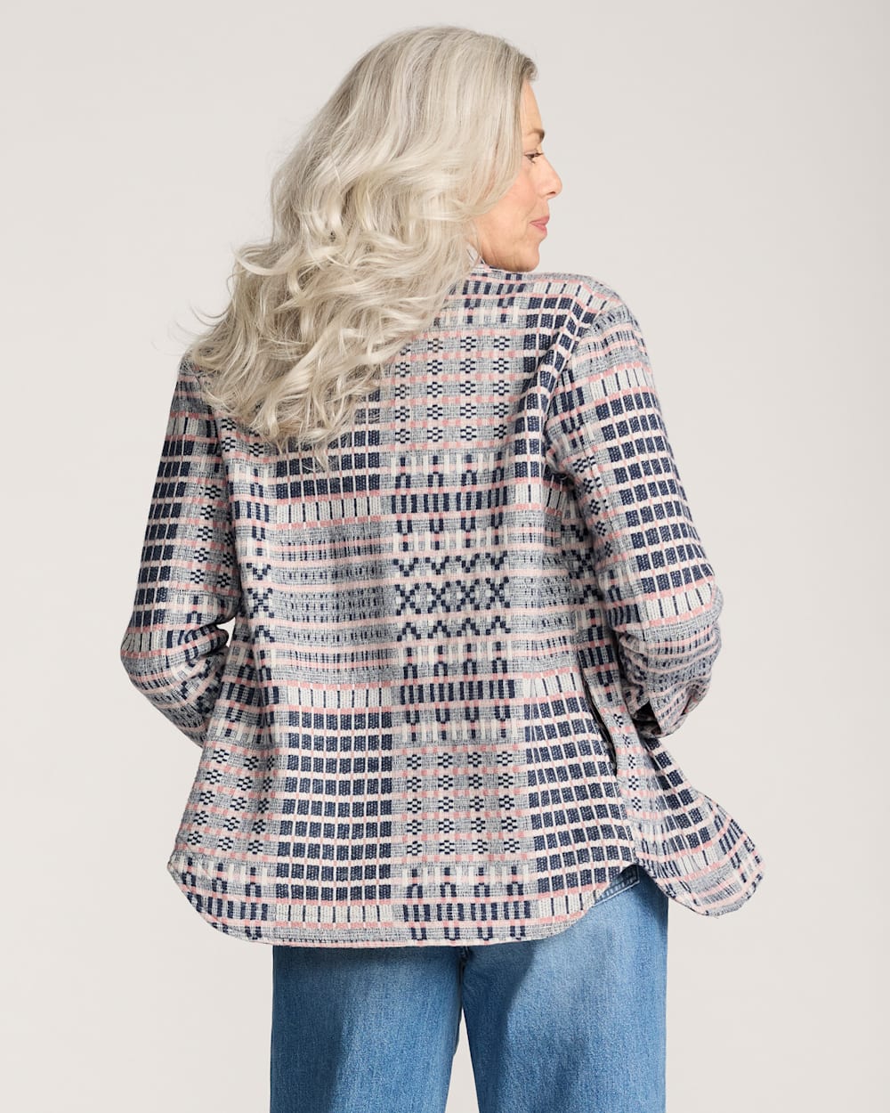 ALTERNATE VIEW OF TEXTURED WOOL SHIRT JACKET IN NAVY/PINK image number 2